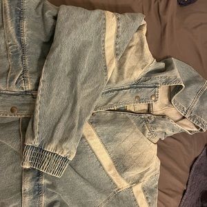 Vintage looking American eagle jean jacket from last year